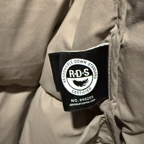 Aritzia The Super Puff Mid - Modern Taupe - Size XS - Picture 9 of 16